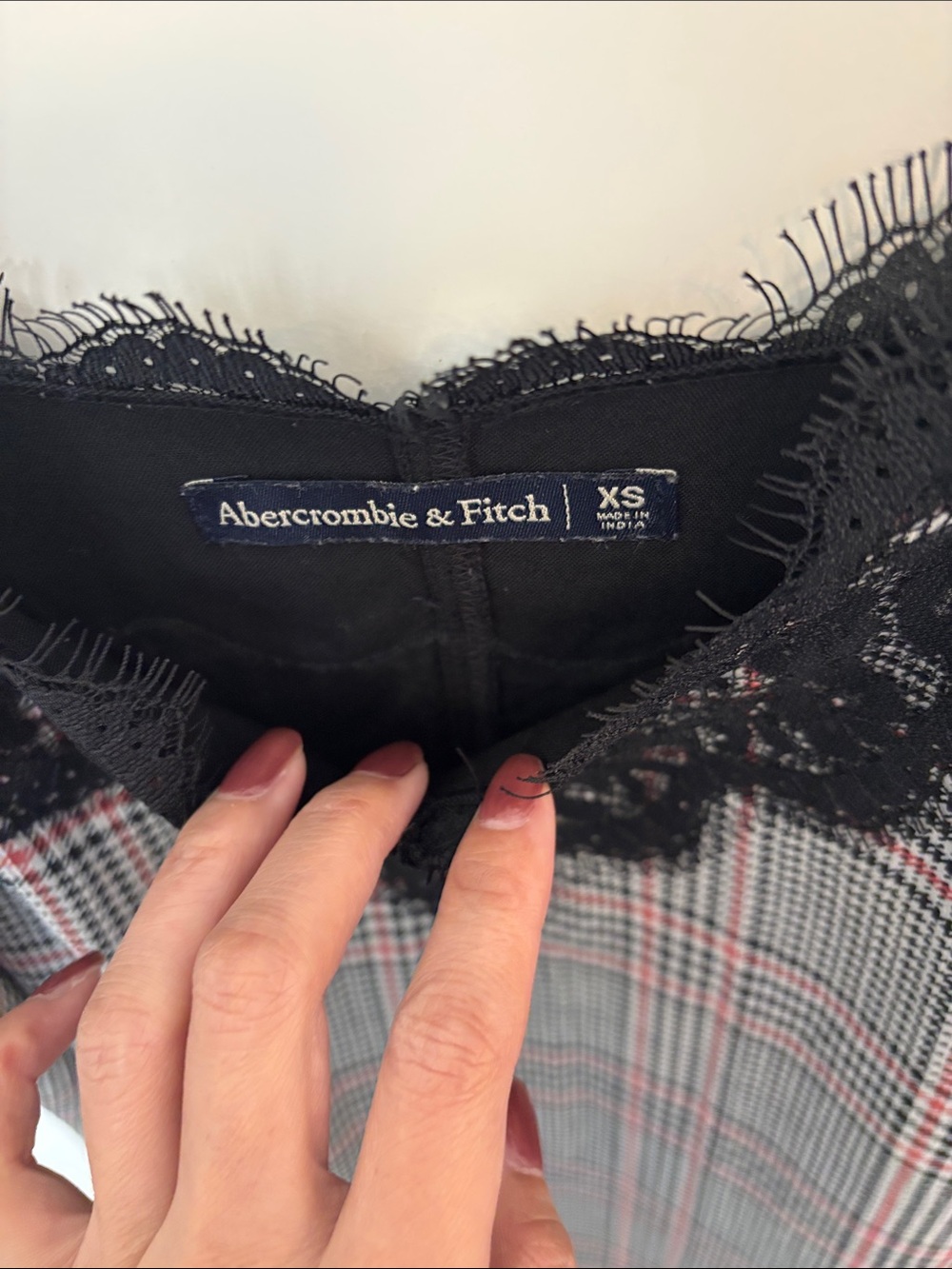 Abercrombie & Fitch Black Lace Trim Plaid Cami Top - Picture 2 of 3